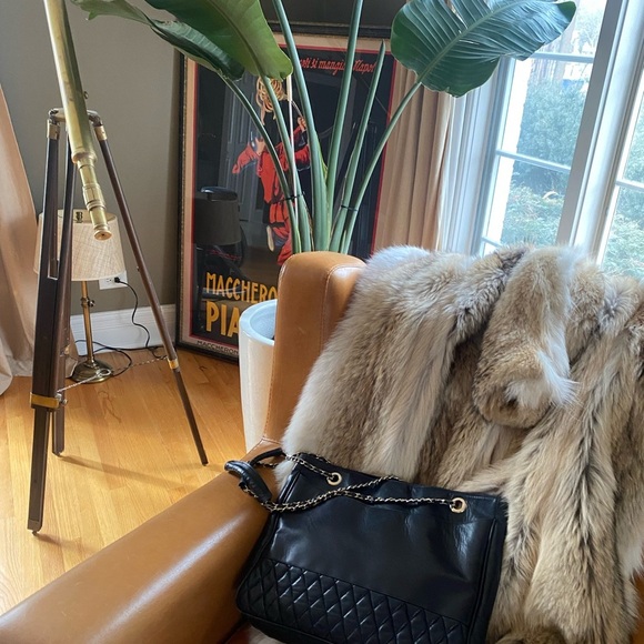 Black genuine lambskin leather medium size quilted with chain shopping tote - Picture 16 of 16